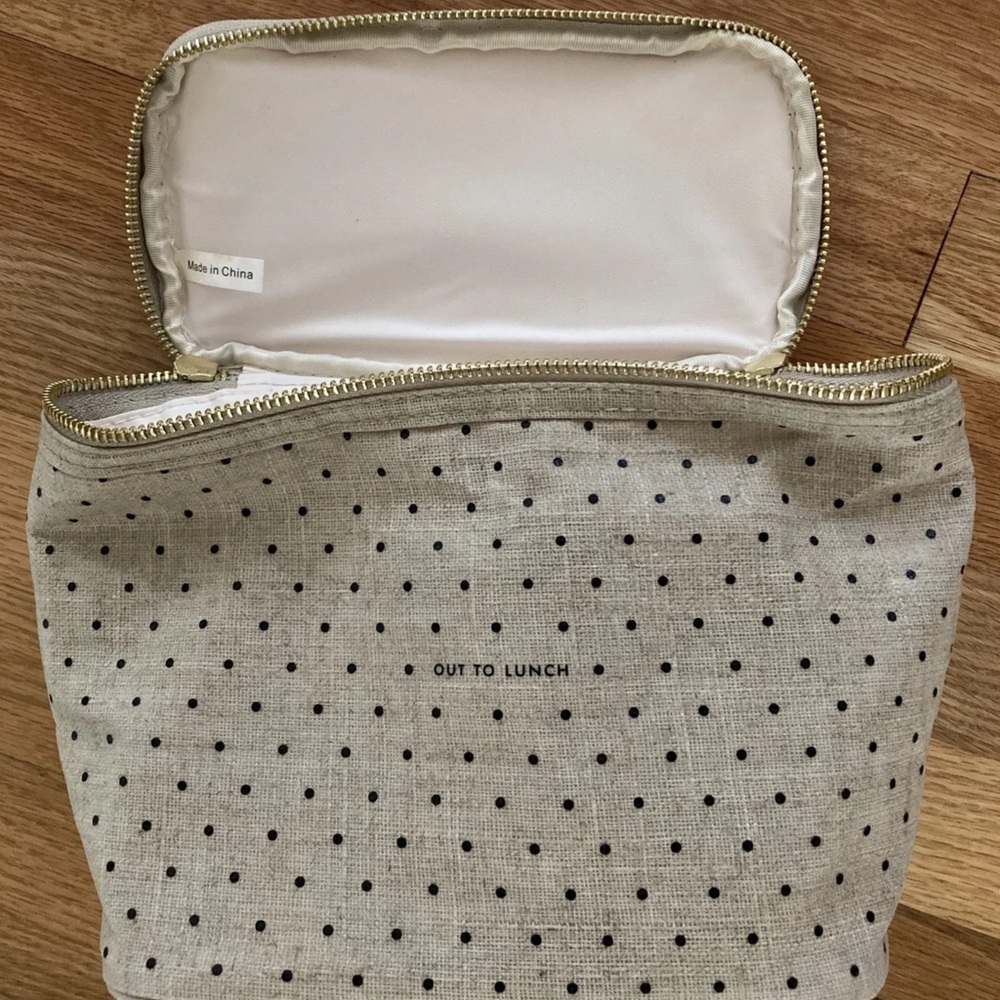 Kate Spade Gray and Black Lunch tote or Cosmetic Bag with Elegant Design - Picture 4 of 4